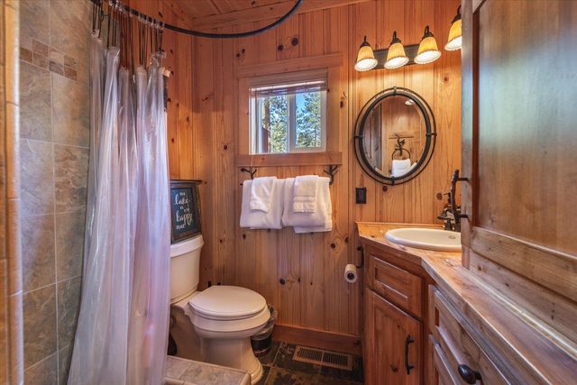 555 Tunnington Drive, Carnelian Bay, CA 96140