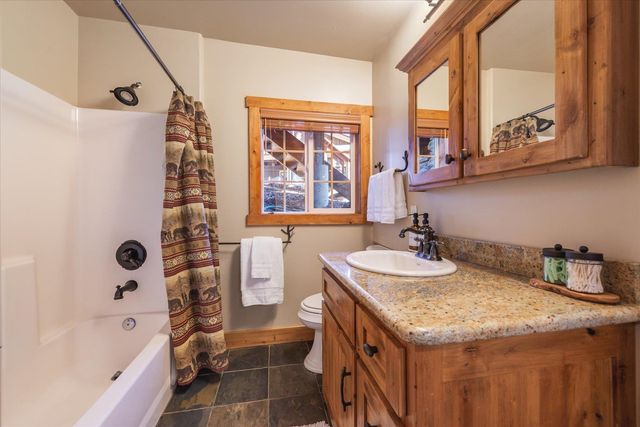 555 Tunnington Drive, Carnelian Bay, CA 96140