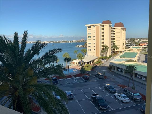 4575 COVE CIRCLE 703, St Petersburg, FL 33708