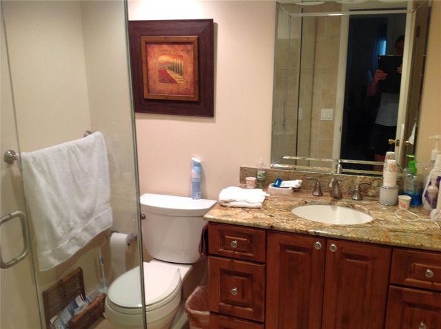 4575 COVE CIRCLE 703, St Petersburg, FL 33708