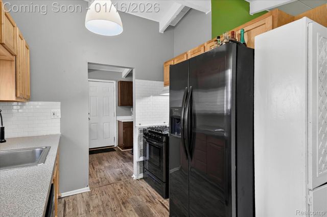 1307 S Carlson Street, Westland, MI 48186