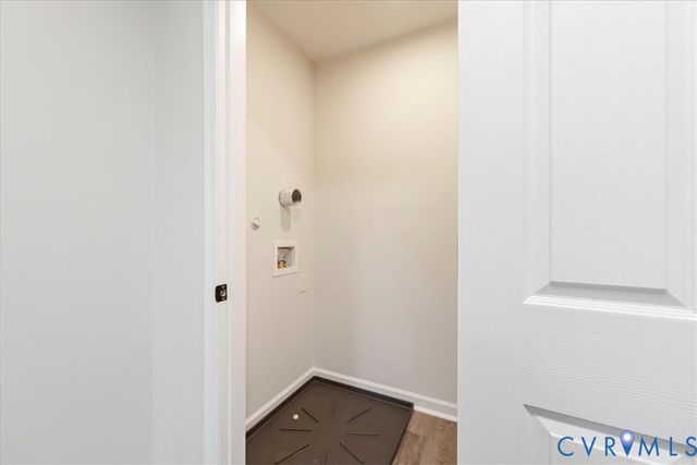 405 Shore St, Petersburg, VA 23803