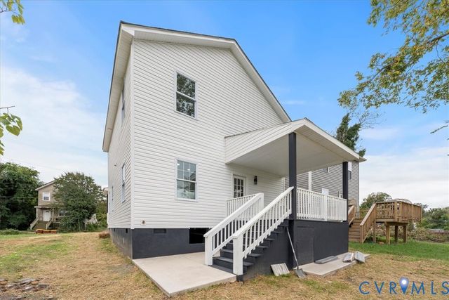 405 Shore St, Petersburg, VA 23803
