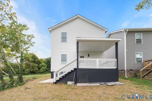 405 Shore St, Petersburg, VA 23803