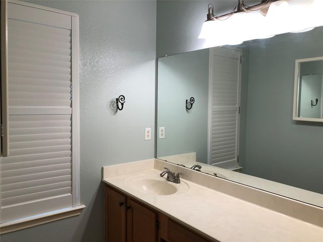 7413 Amanda Ellis WAY, Austin, TX 78749