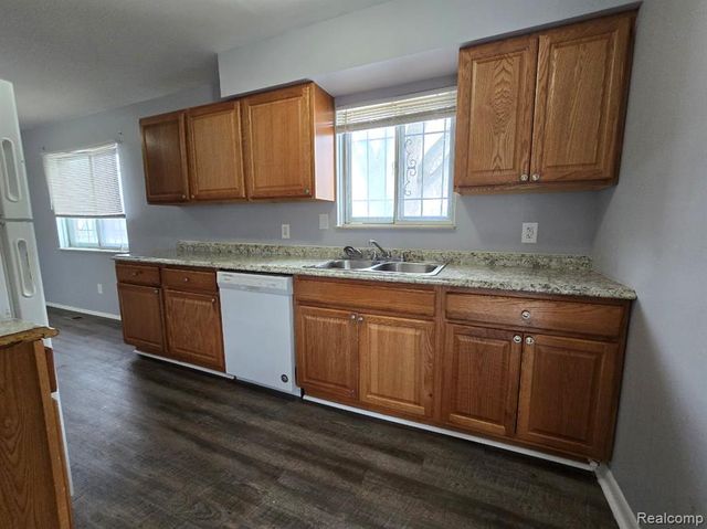 6310 Valorie Lane, Flint, MI 48504