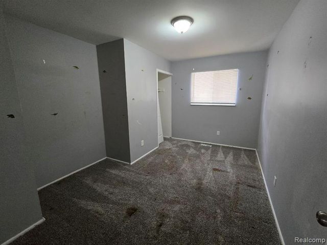 6310 Valorie Lane, Flint, MI 48504