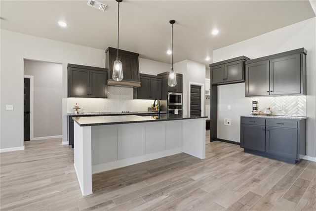 26319 Longhorn Drive, Blanchard, OK 73010