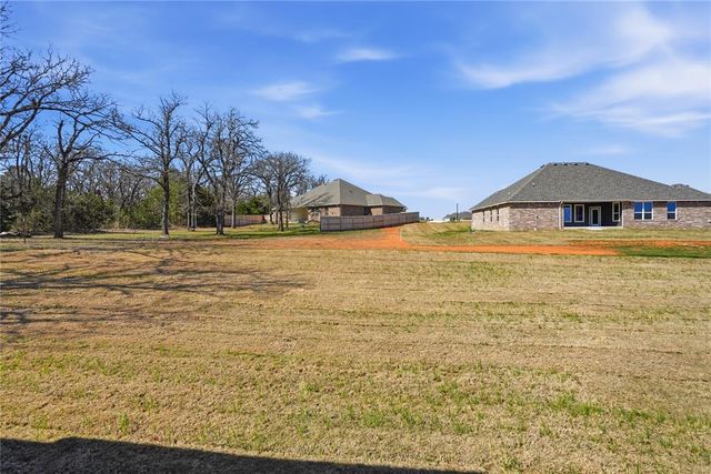 26319 Longhorn Drive, Blanchard, OK 73010