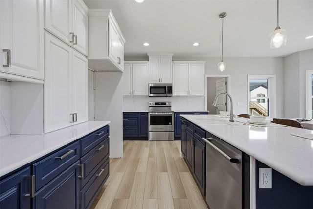 2416 Kestrel Drive SE, Cedar Rapids, IA 52403