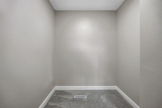 2416 Kestrel Drive SE, Cedar Rapids, IA 52403