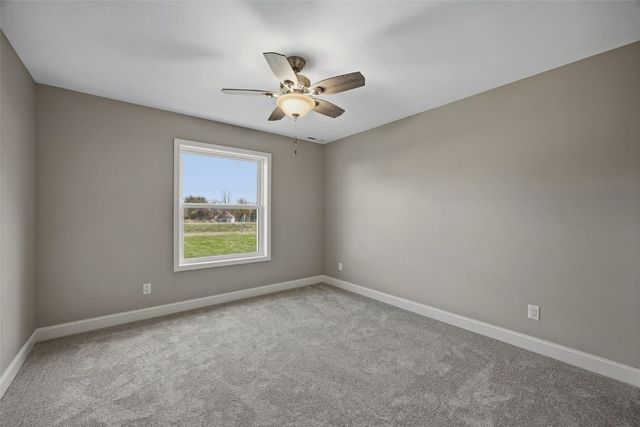 2416 Kestrel Drive SE, Cedar Rapids, IA 52403