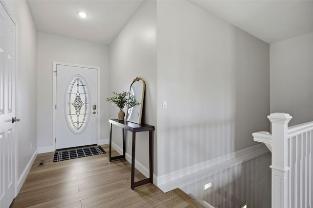 2416 Kestrel Drive SE, Cedar Rapids, IA 52403