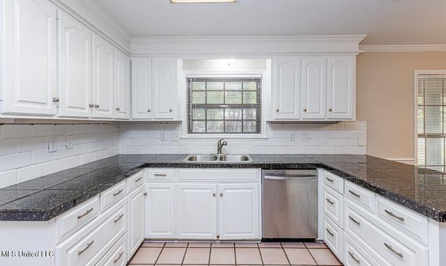 312 Busick Wells Road, Brandon, MS 39042