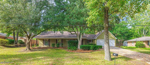312 Busick Wells Road, Brandon, MS 39042