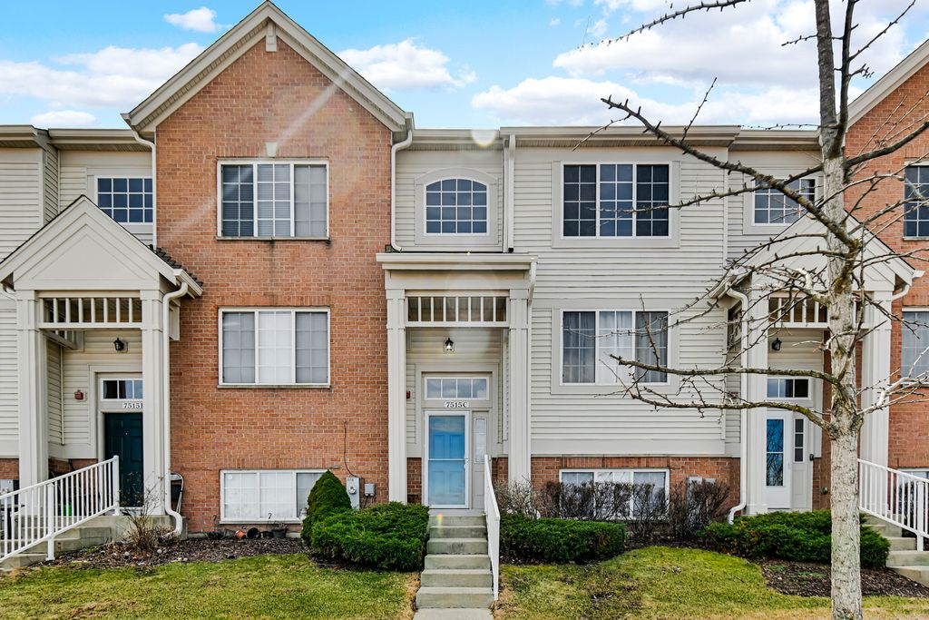 7515 Savoy Lane C, Bridgeview, IL 60455
