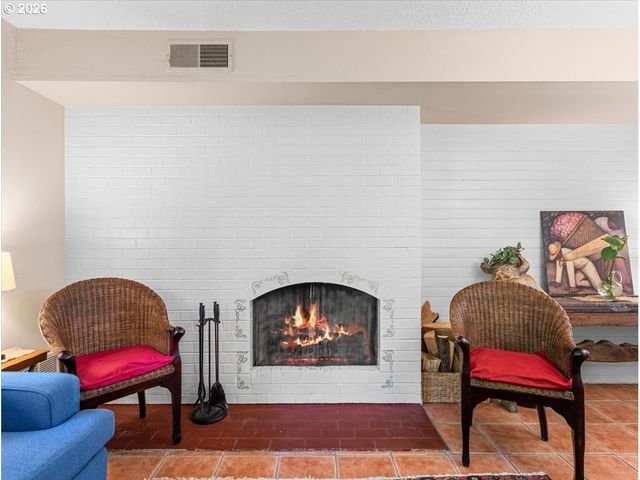 8512 Sw BRIGHTFIELD Cir, Tigard, OR 97223