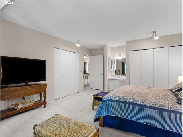 8512 Sw BRIGHTFIELD Cir, Tigard, OR 97223