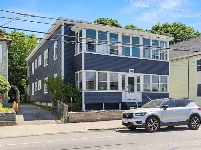 191 W 6th St 3, Lowell, MA 01850