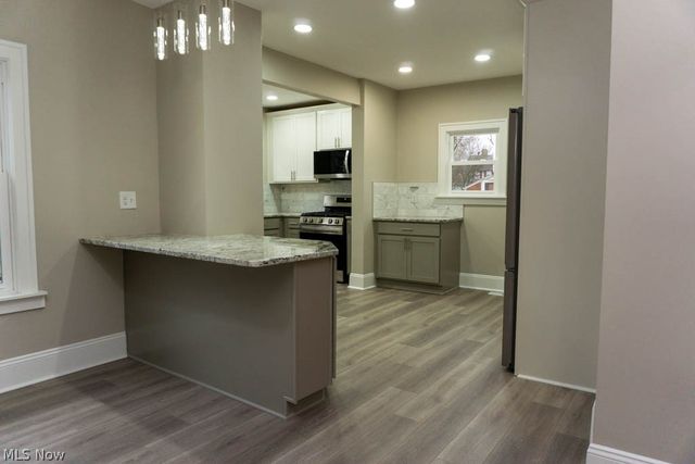 3970 Monticello Boulevard, Cleveland Heights, OH 44121