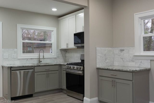 3970 Monticello Boulevard, Cleveland Heights, OH 44121