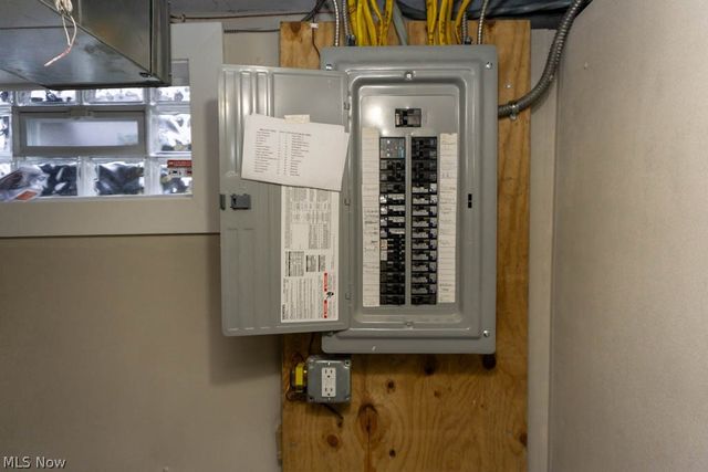 3970 Monticello Boulevard, Cleveland Heights, OH 44121