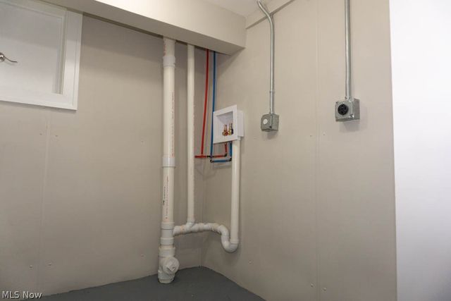 3970 Monticello Boulevard, Cleveland Heights, OH 44121