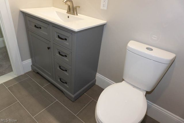 3970 Monticello Boulevard, Cleveland Heights, OH 44121