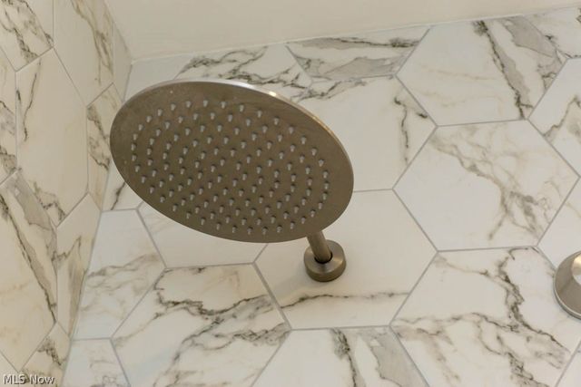 3970 Monticello Boulevard, Cleveland Heights, OH 44121