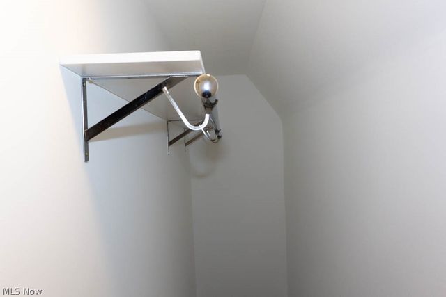 3970 Monticello Boulevard, Cleveland Heights, OH 44121