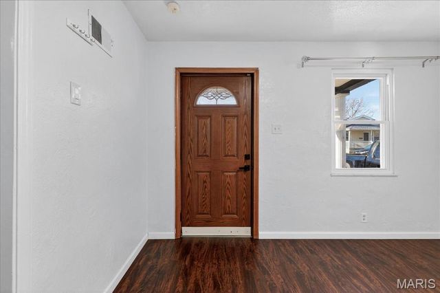 4837 Hannover Avenue, St Louis, MO 63123