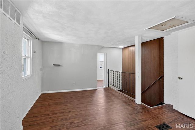 4837 Hannover Avenue, St Louis, MO 63123