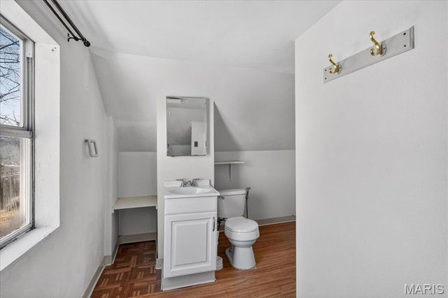 4837 Hannover Avenue, St Louis, MO 63123