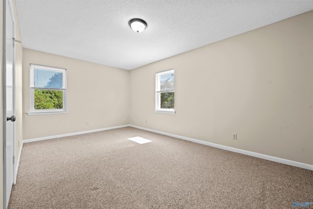 321 Hillside Road SW, Decatur, AL 35601