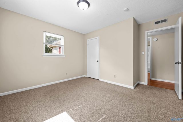 321 Hillside Road SW, Decatur, AL 35601