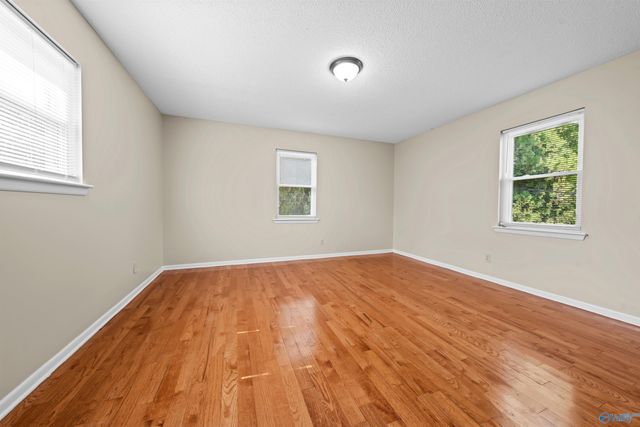 321 Hillside Road SW, Decatur, AL 35601
