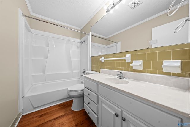 321 Hillside Road SW, Decatur, AL 35601