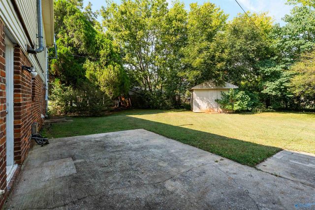 321 Hillside Road SW, Decatur, AL 35601