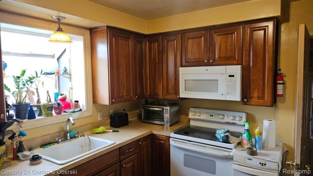 3610 Bennett Street, Dearborn, MI 48124