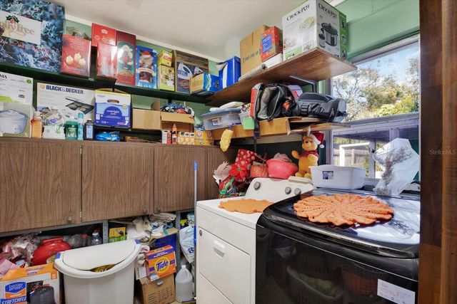 6403 ROLLING GREEN PLACE, Tampa, FL 33634