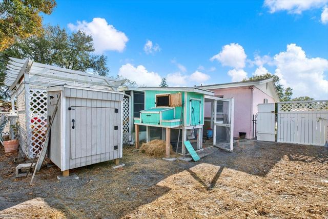 6403 ROLLING GREEN PLACE, Tampa, FL 33634