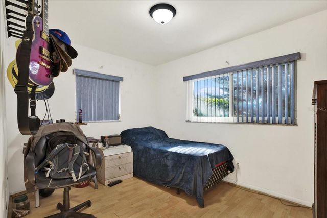 6403 ROLLING GREEN PLACE, Tampa, FL 33634