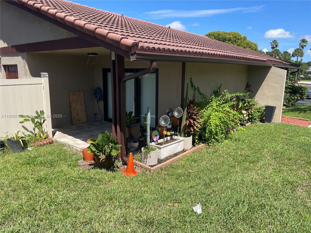 5002 Sheridan St 1, Hollywood, FL 33021