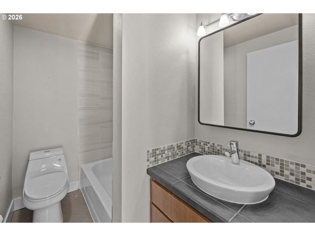 1829 Nw LOVEJOY St 305, Portland, OR 97209