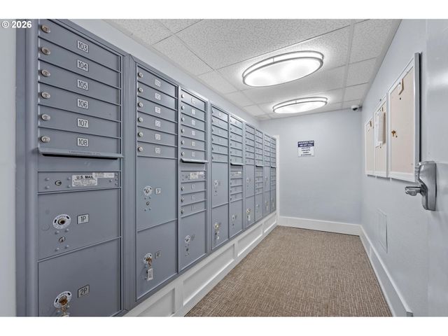 1829 Nw LOVEJOY St 305, Portland, OR 97209