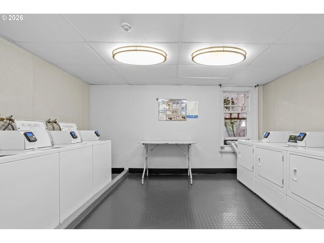 1829 Nw LOVEJOY St 305, Portland, OR 97209