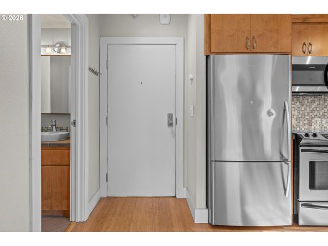 1829 Nw LOVEJOY St 305, Portland, OR 97209