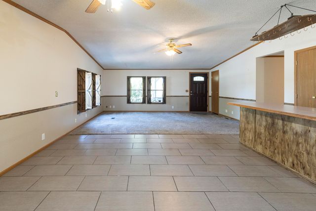 63401 E 290 Road, Grove, OK 74344