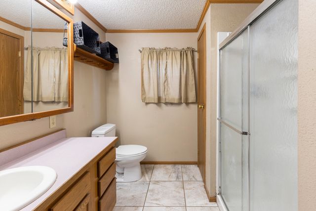 63401 E 290 Road, Grove, OK 74344