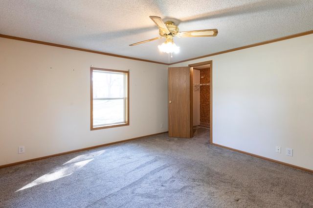 63401 E 290 Road, Grove, OK 74344